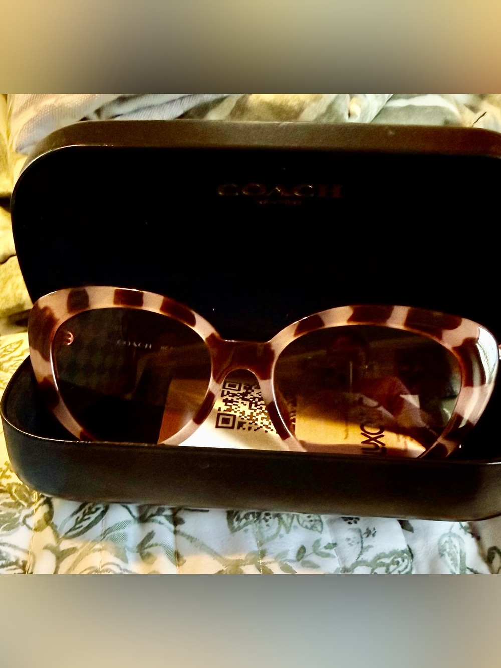 Coach Women's Tortoise Round Sunglasses - Brown Gradient